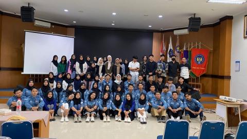 Foto bersama peserta Voca Workshop UNY